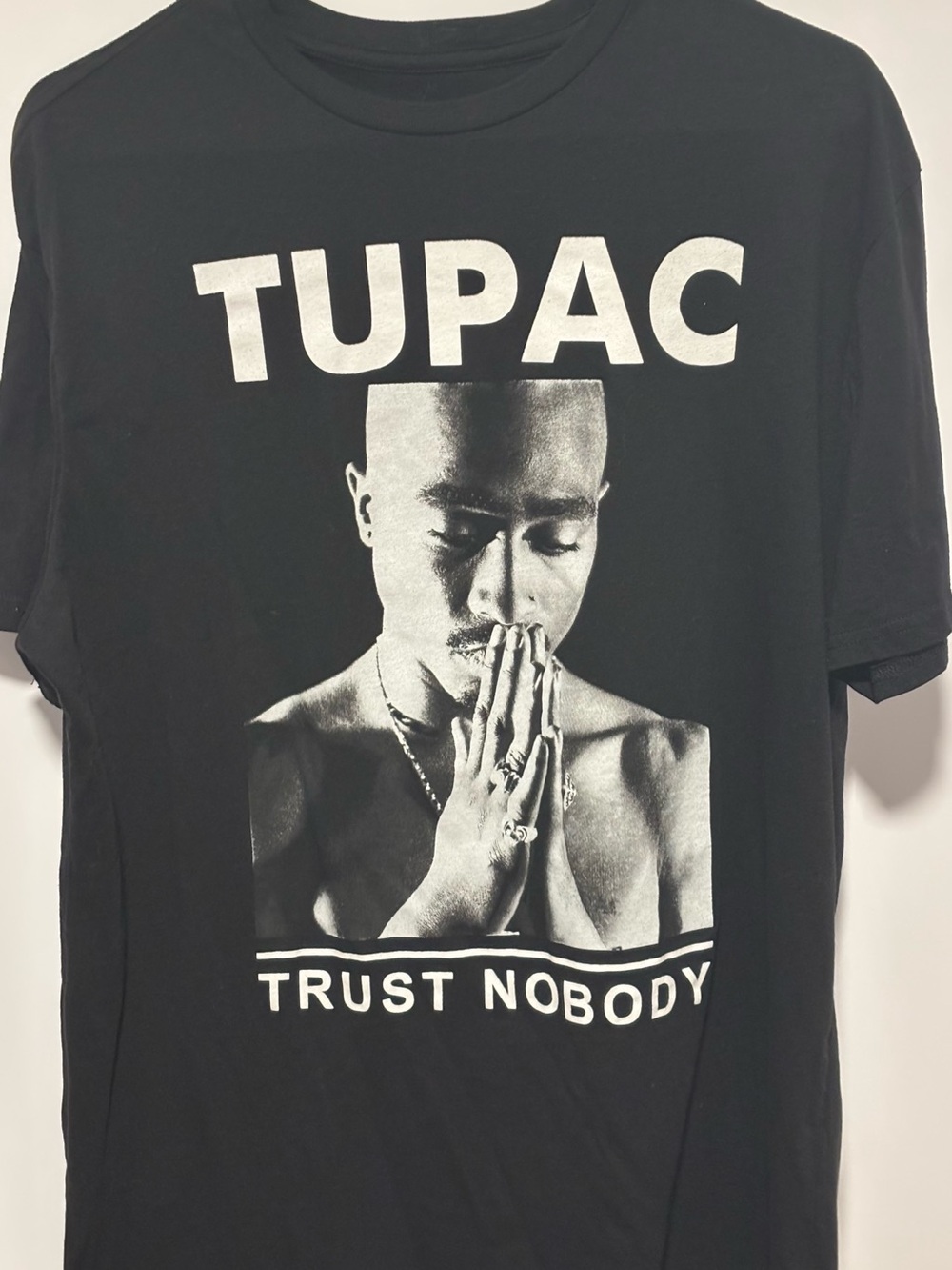 Black Graphic Tupac 'Trust Nobody' Short Sleeve Tee